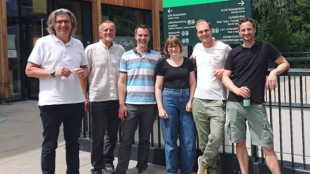 Group picture of the cycle managers